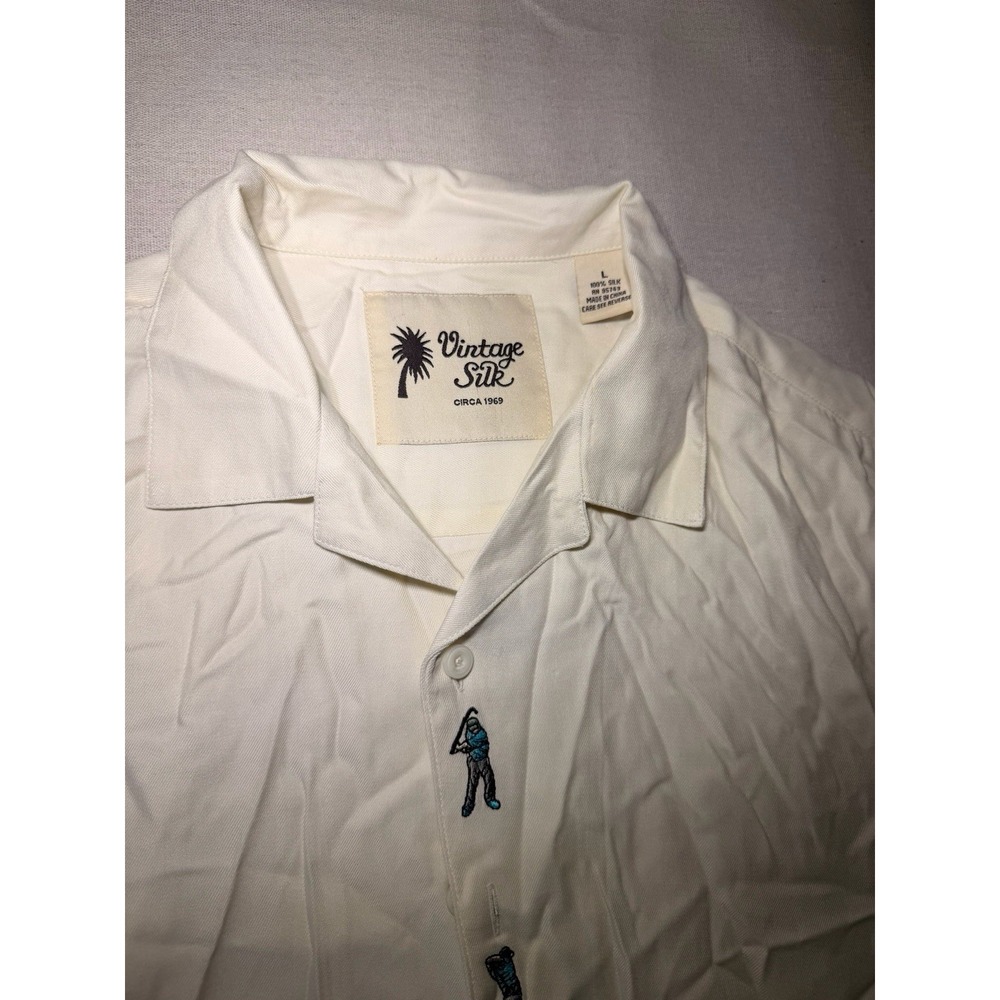 Vintage Silk Circa 1969 Mens Large Cream Silk Embroidered Golf Button Down Shirt